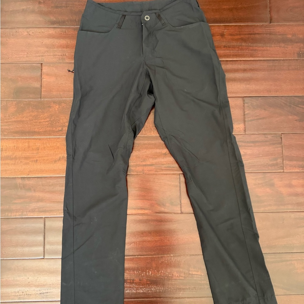 Men’s Arc’teryx Black Pants